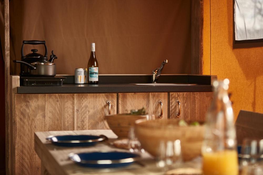 布里斯托 The Camp At The Wave酒店 外观 照片
